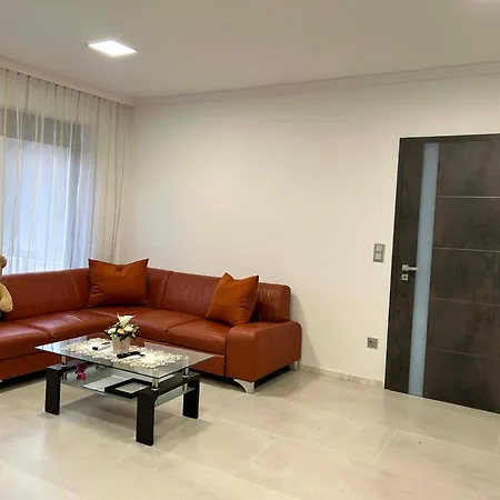 Toth Vendeghaz Apartmán *